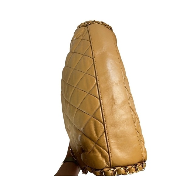 CHANEL Authentic Calfskin Leather Quilted Chain Tote Tan Medium - Picture 4 of 16